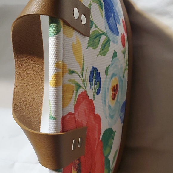 The Pioneer Woman Delaney Basket with Handles - Picture 5 of 7